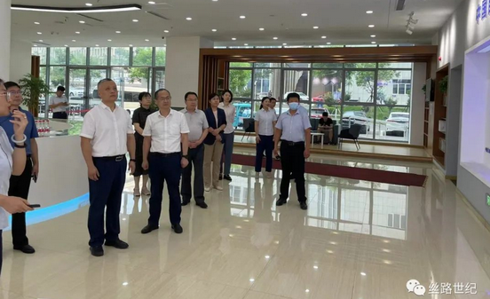 济南市人民检察院领导赴济南福瑞达自贸创新产业园调研